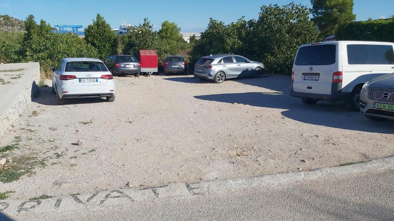 Apartments Voltera Parking Space Near The House 贝蒂纳 外观 照片